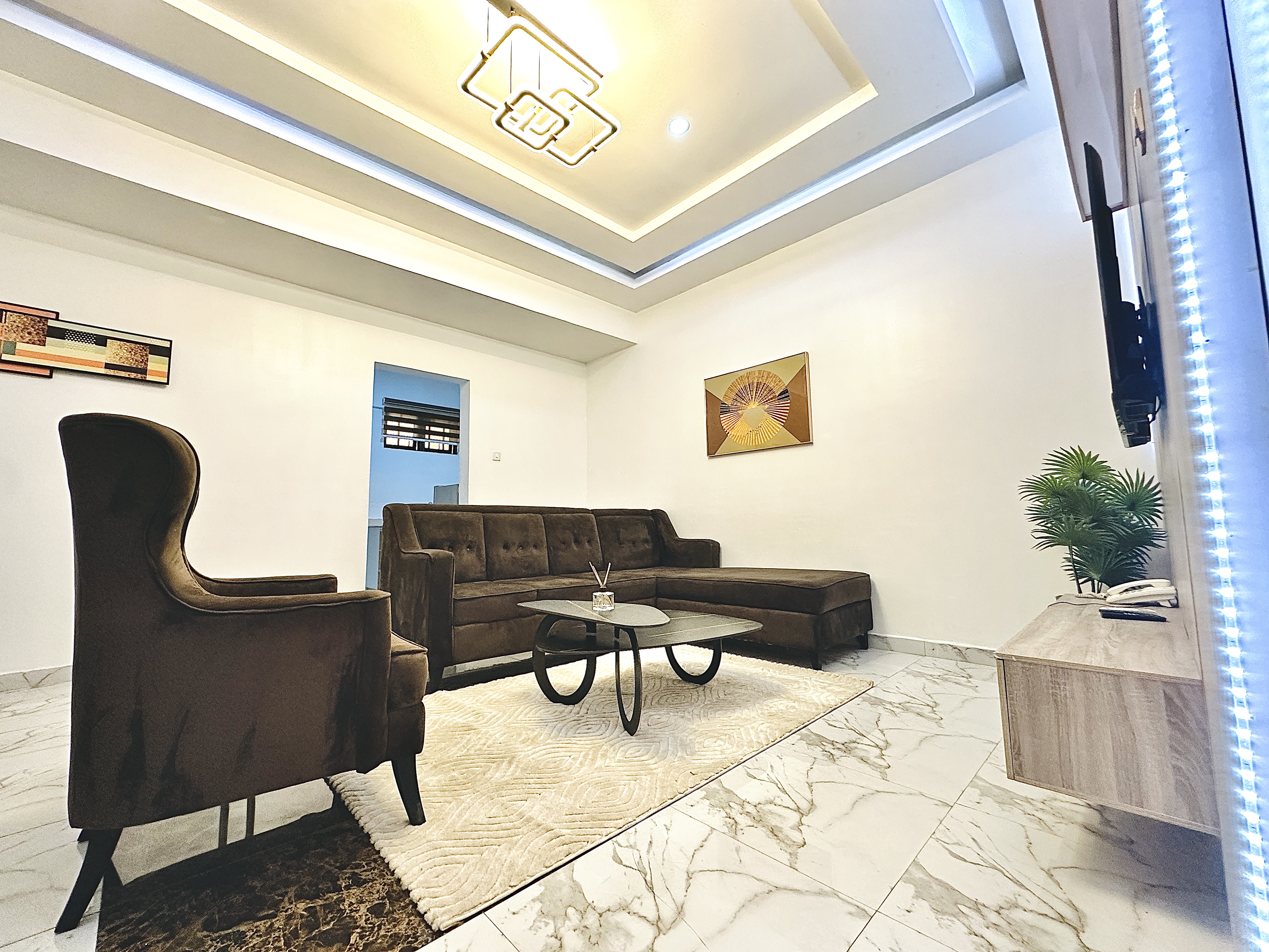 Pearl by Gemmes Apartment